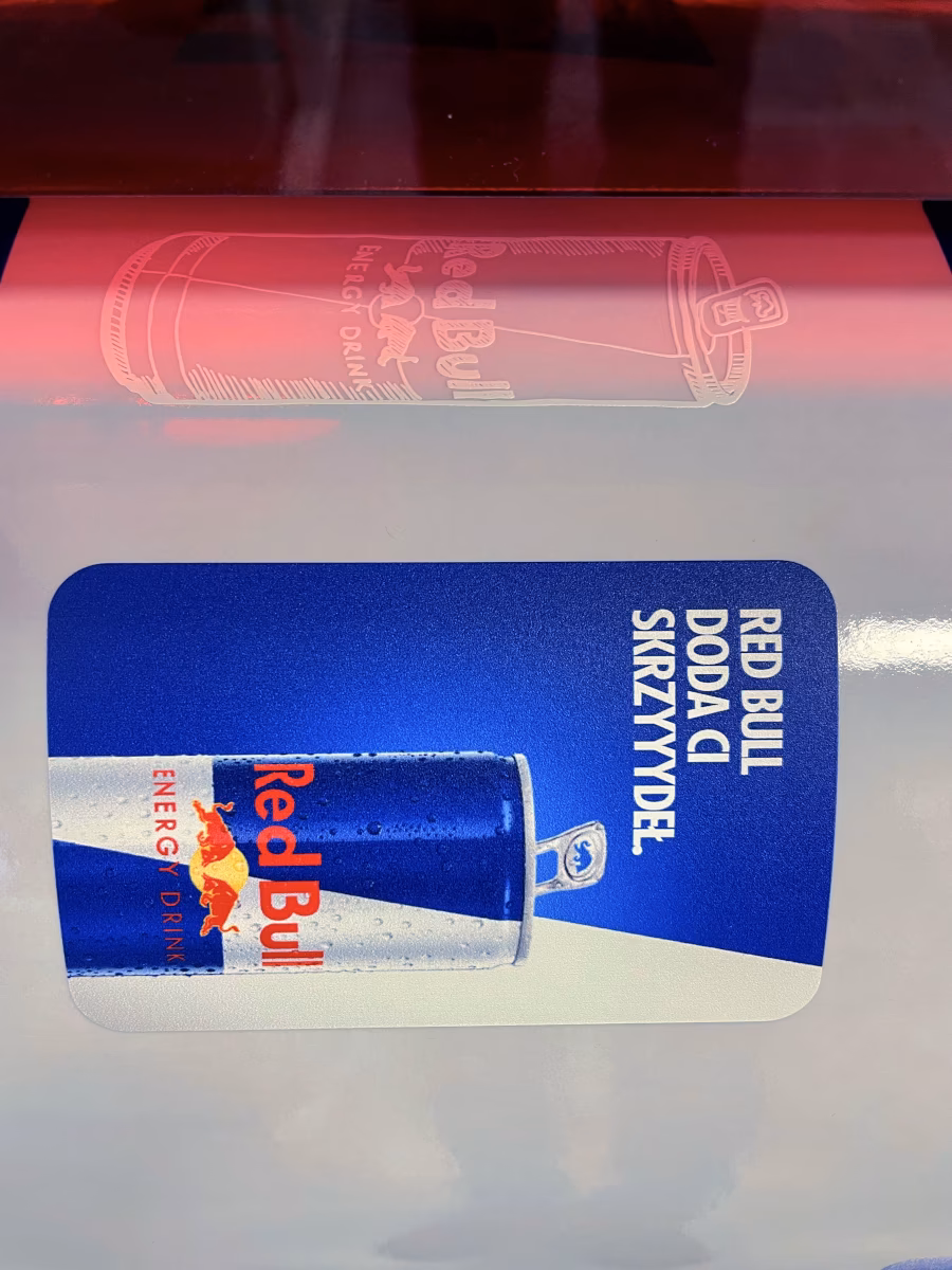 Naklejki i etykiety — realizacje technikadruku.pl